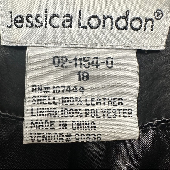 JESSICA LONDON Leather “Buttery Soft” Black Cropped Jacket Size 18 - Picture 9 of 10